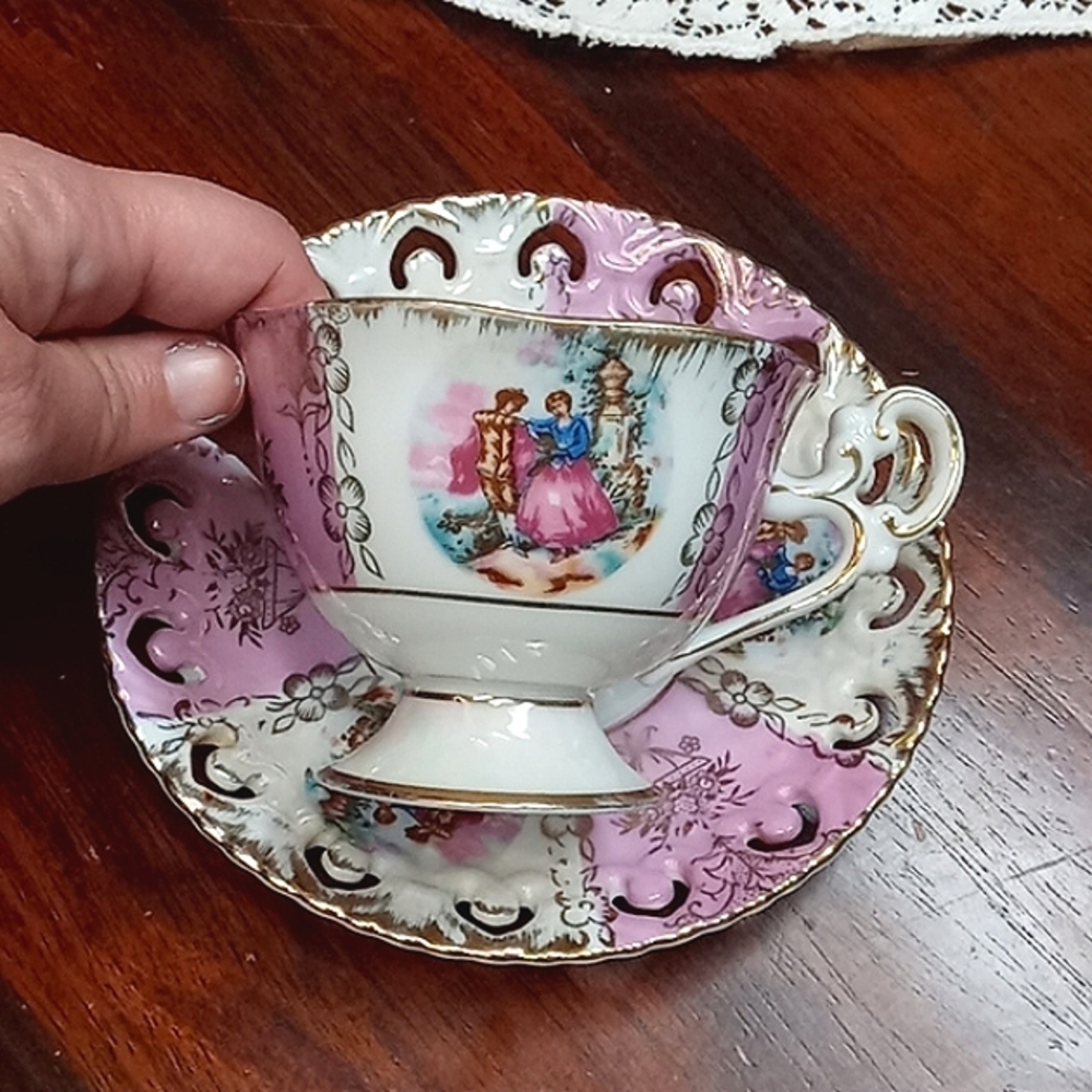 💜 Kelvin Fine China Iridescent Tea Cup & Saucer Set NEW **